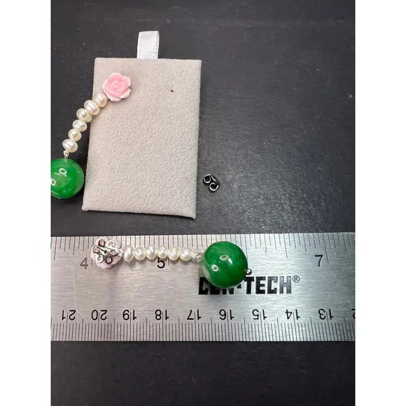 Green Jade flowers and pearl sterling silver earrings - Picture 7 of 11